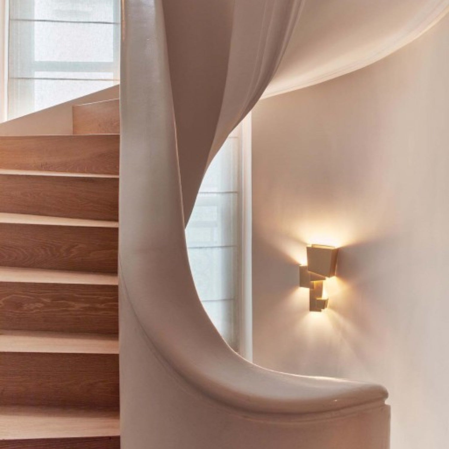 MAP 1 - Wall Light