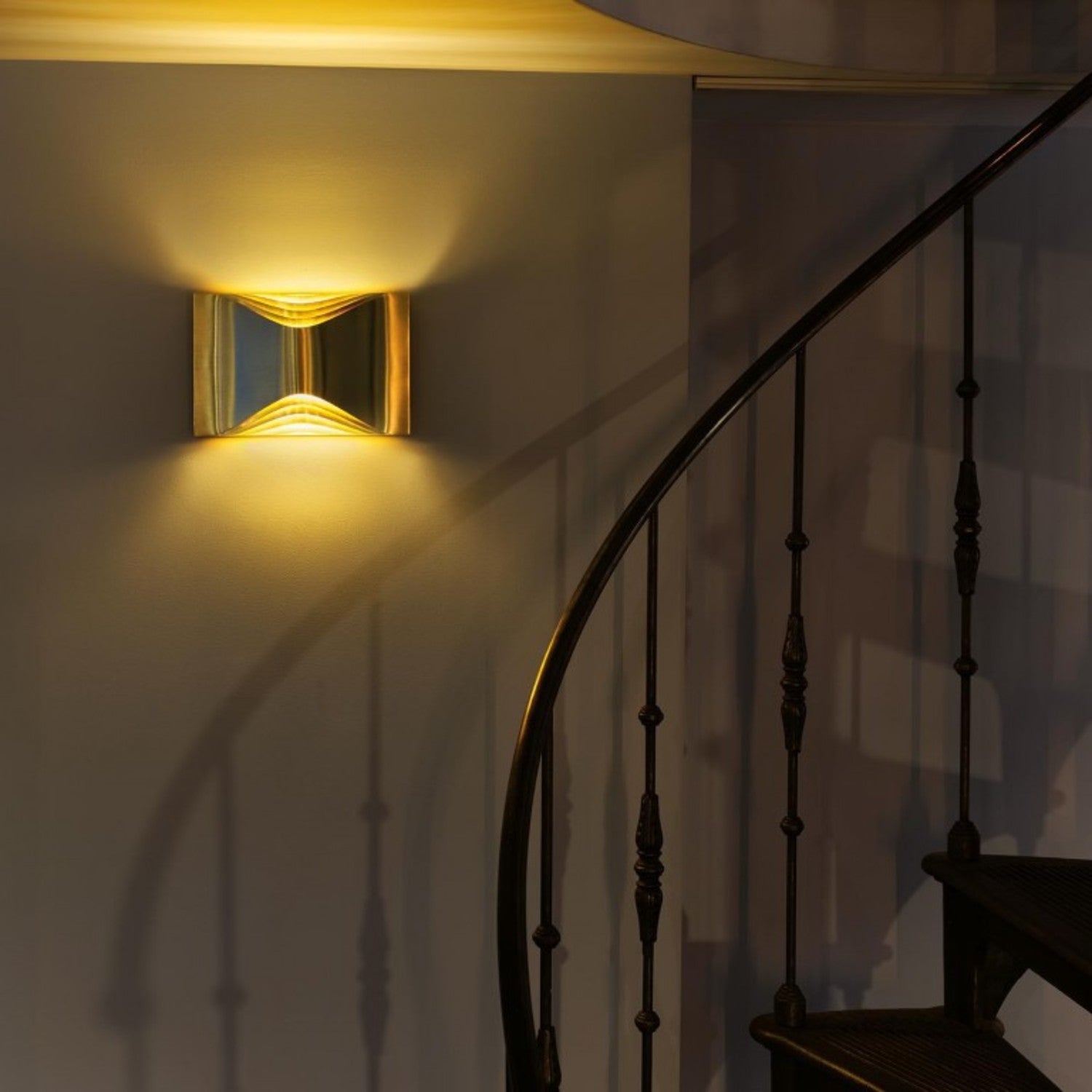 RESPIRO - Wall Light