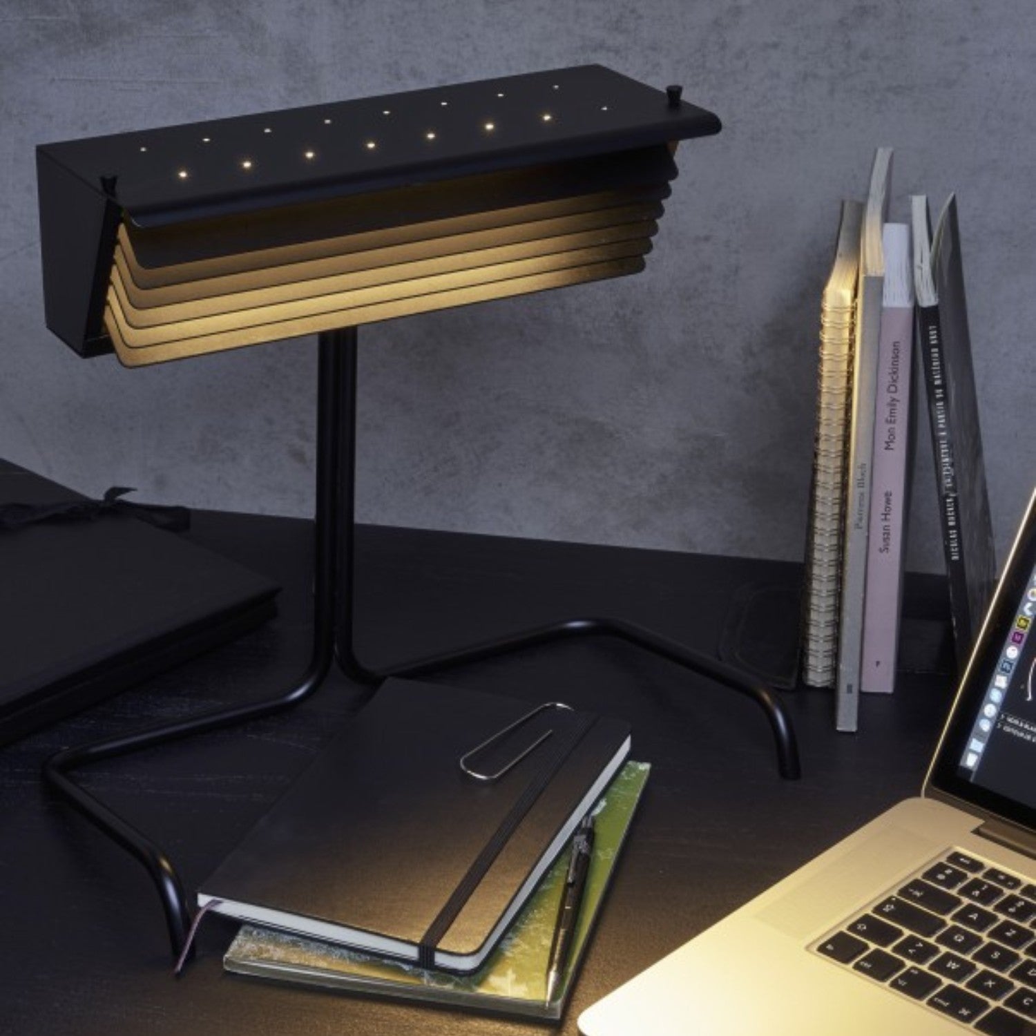 BINY - Table Lamp