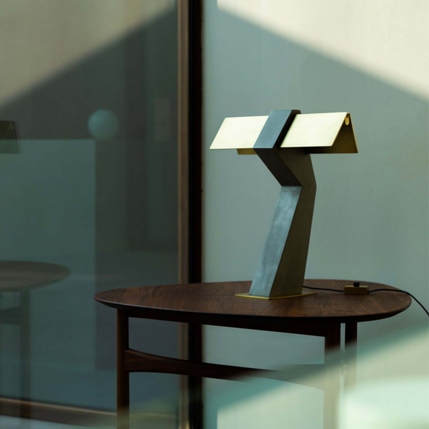 TAU - Table Lamp