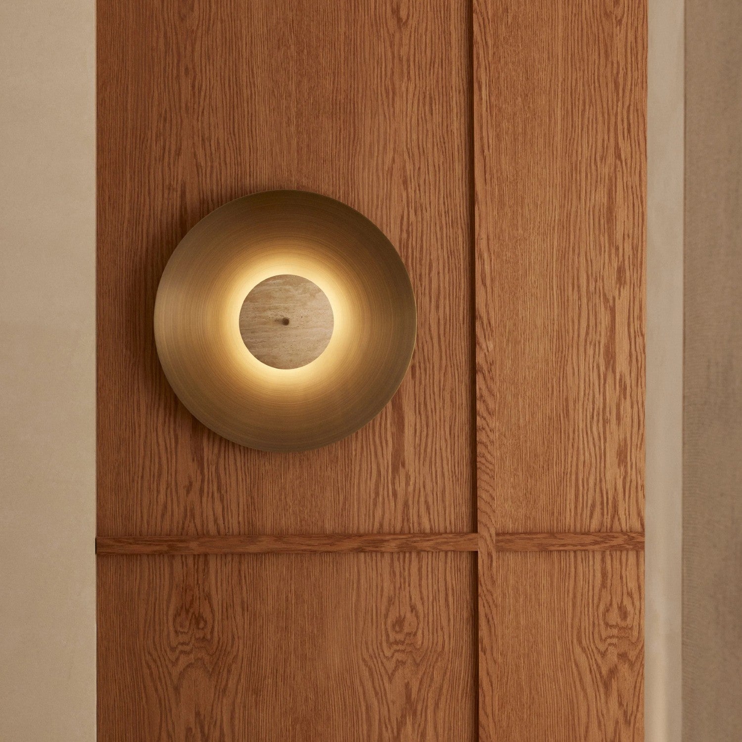 LUNA 450 - Wall Light