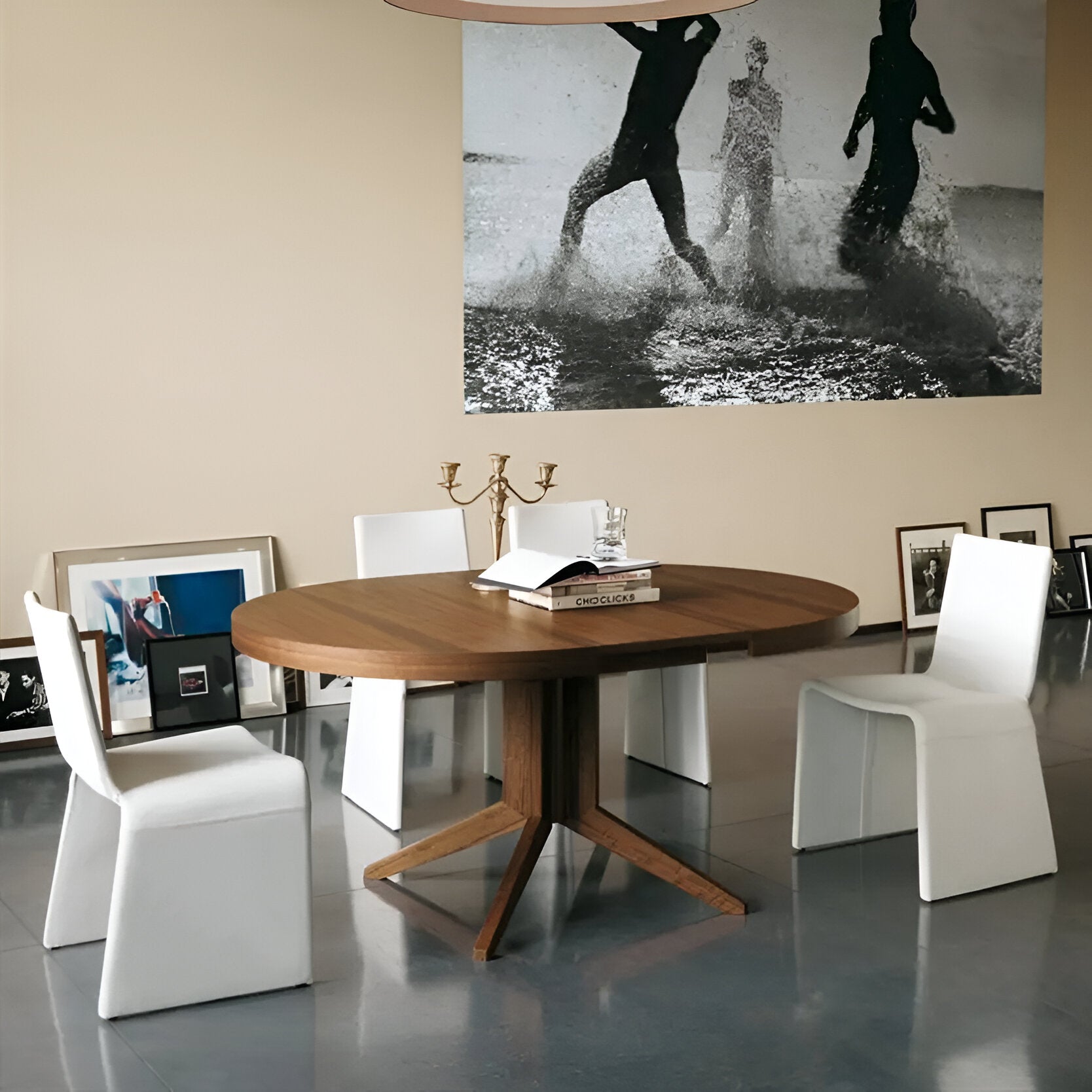 BRYANT - Extendable Dining Table