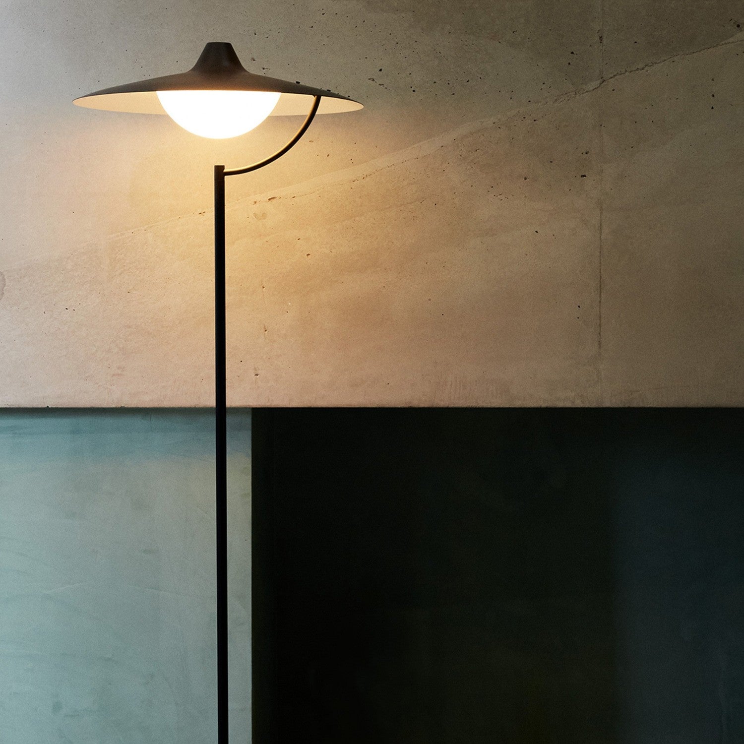 BINY - Floor Lamp