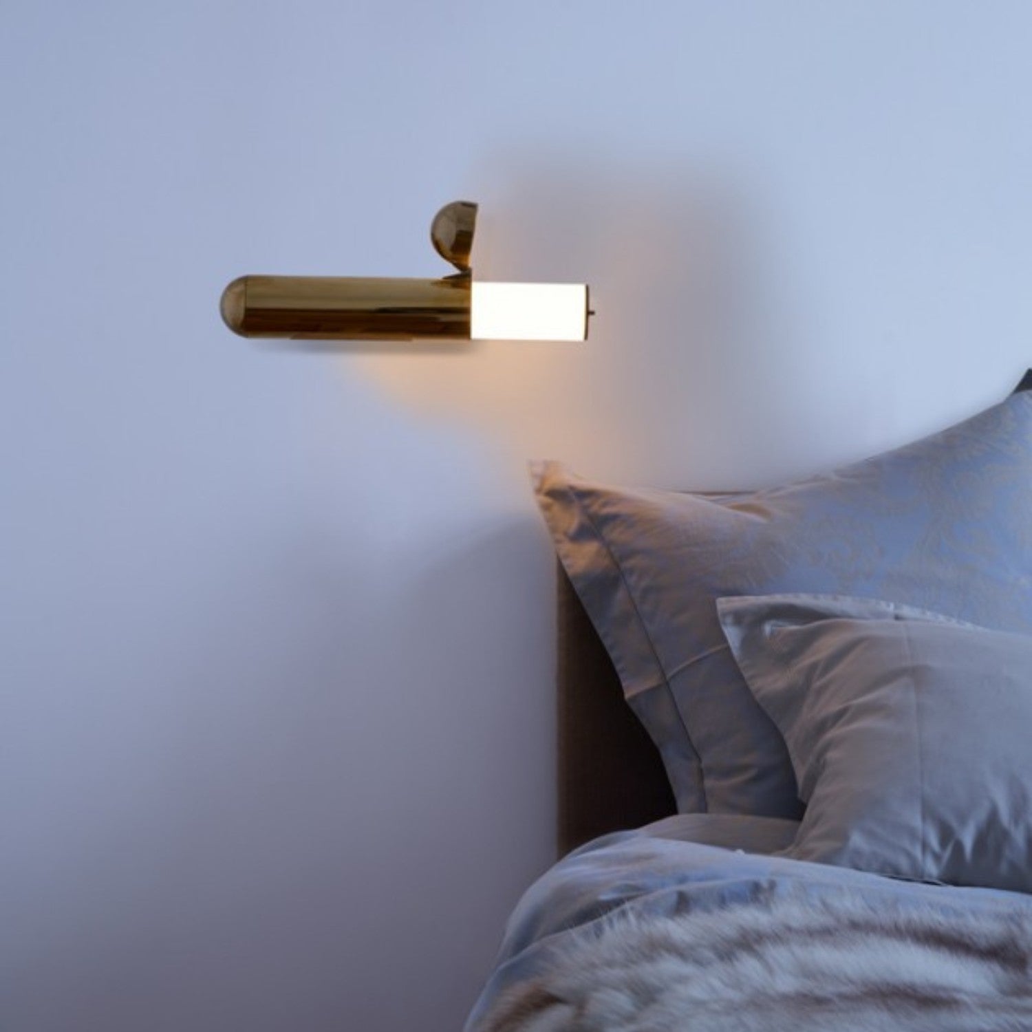 ISP - Wall Light