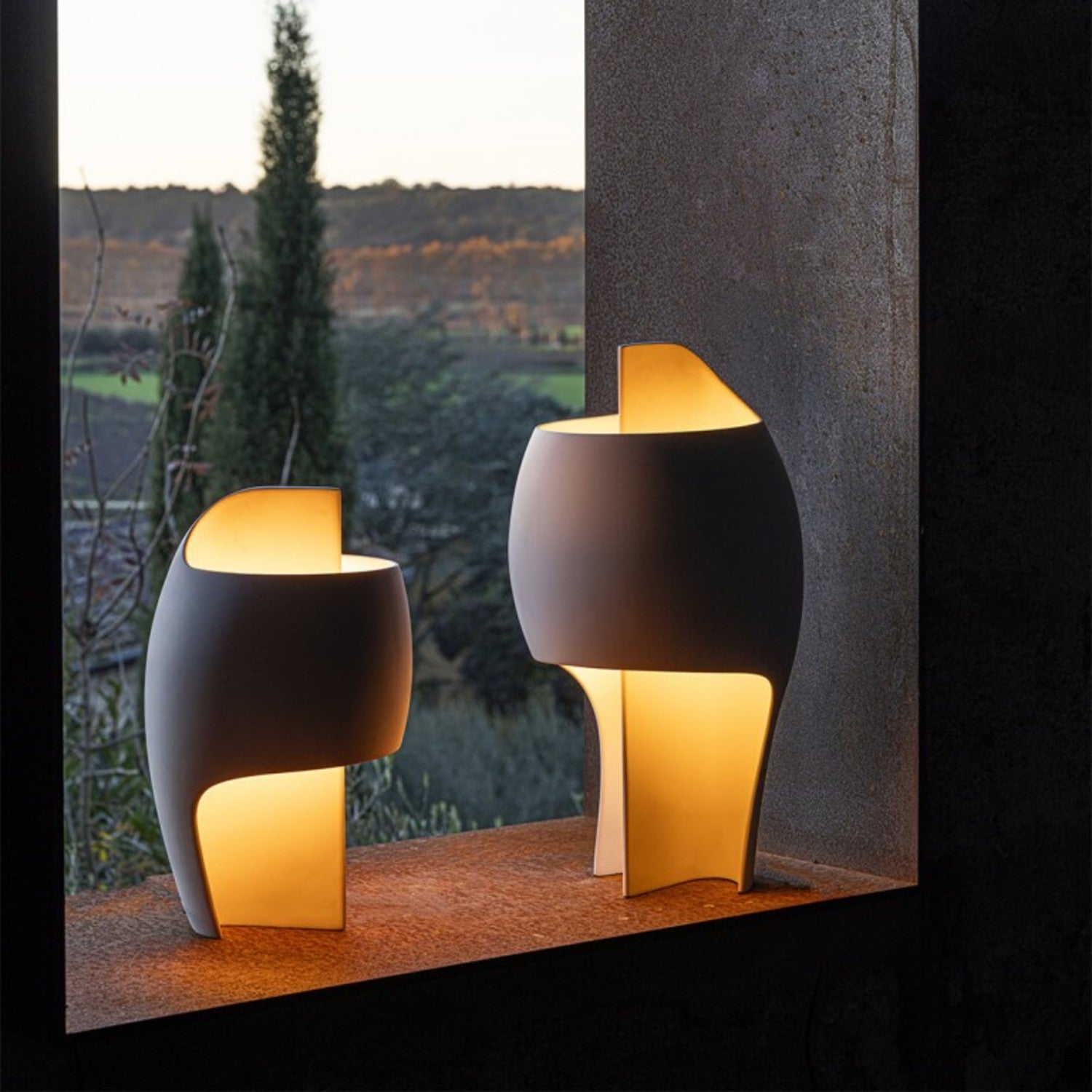 GRANDE B - Table Lamp