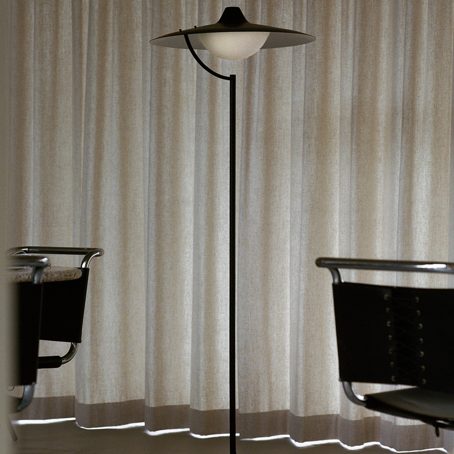 BINY - Floor Lamp