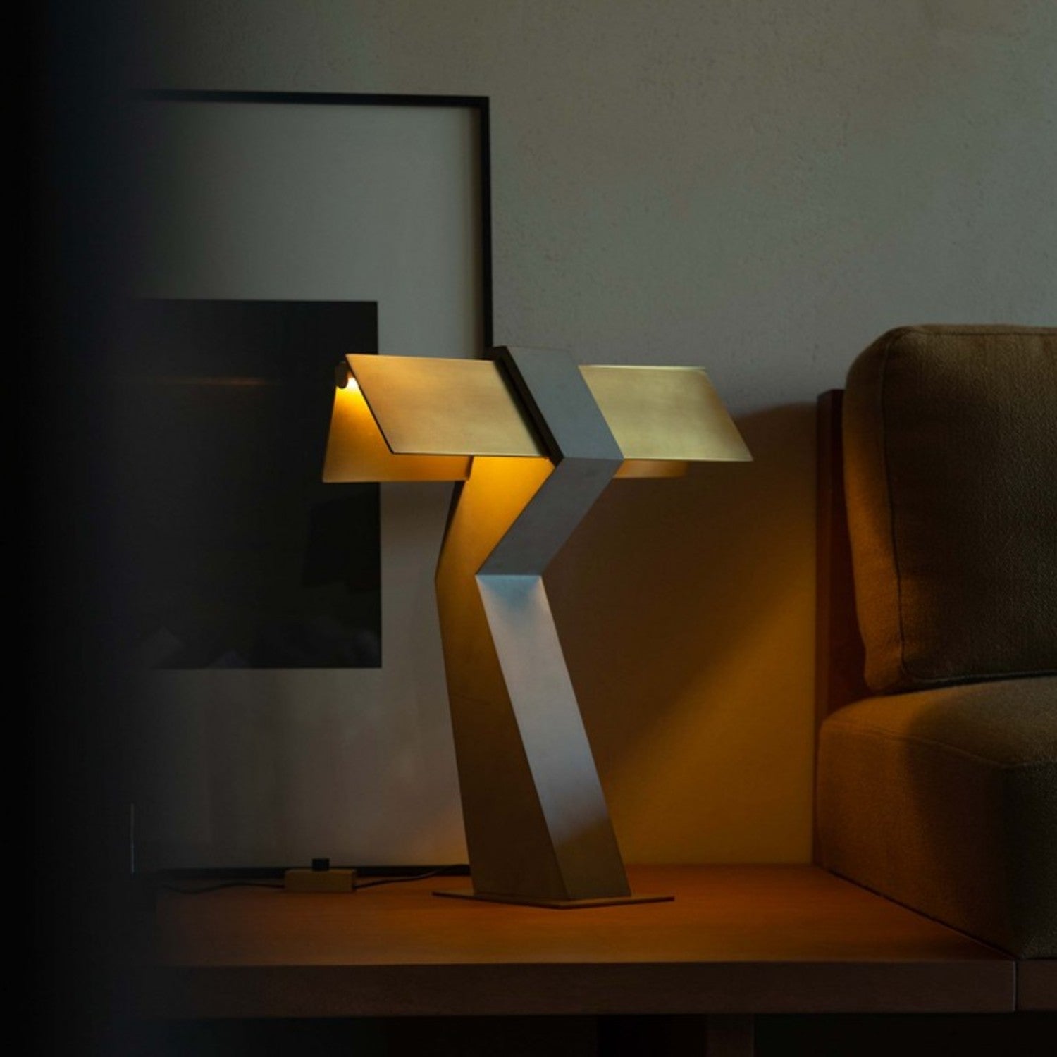 TAU - Table Lamp
