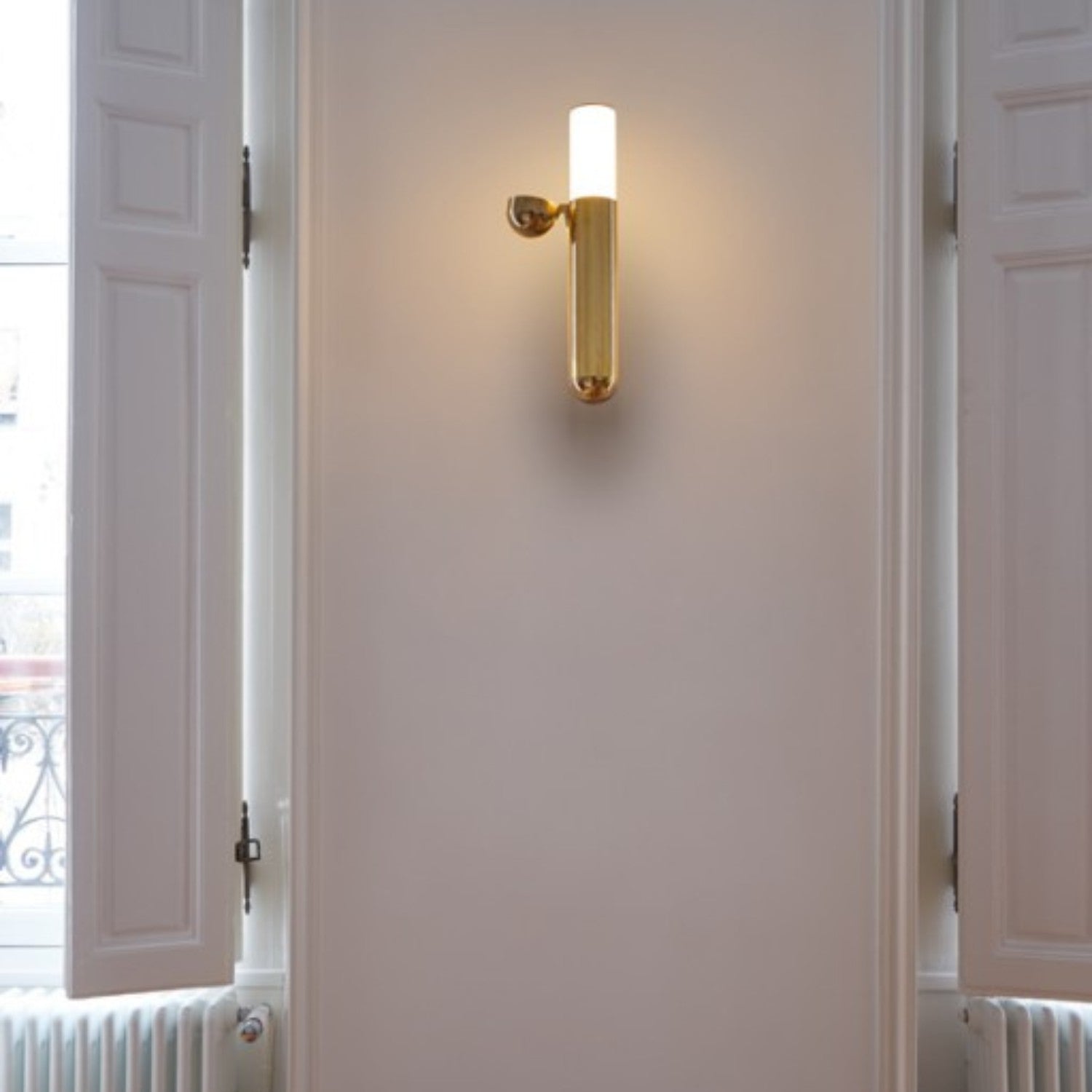 ISP - Wall Light