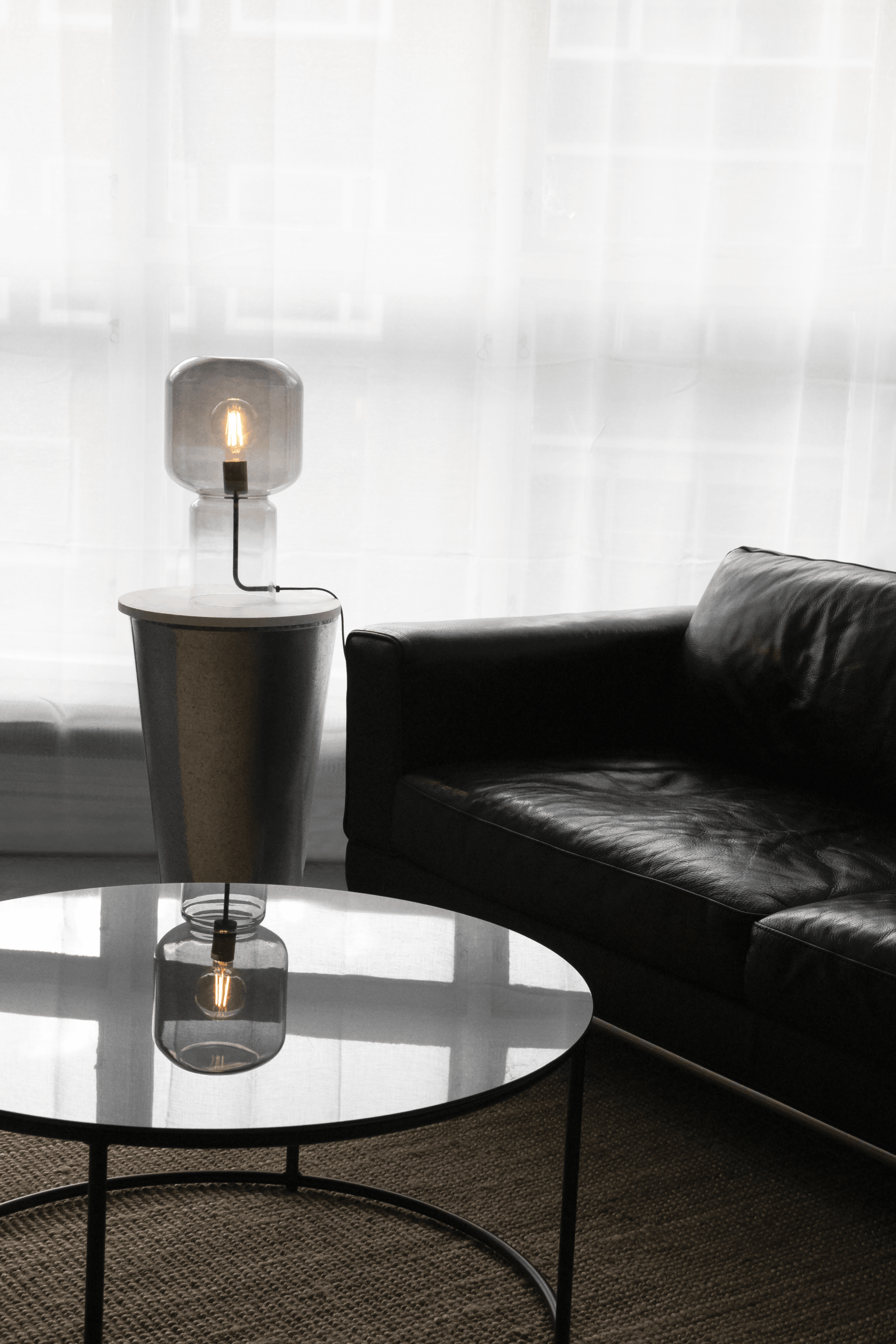 NOG - Table Lamp - Luminesy